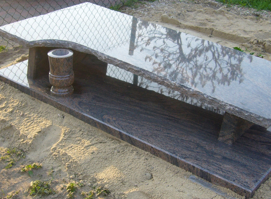 Nagrobek poziomy nr 43